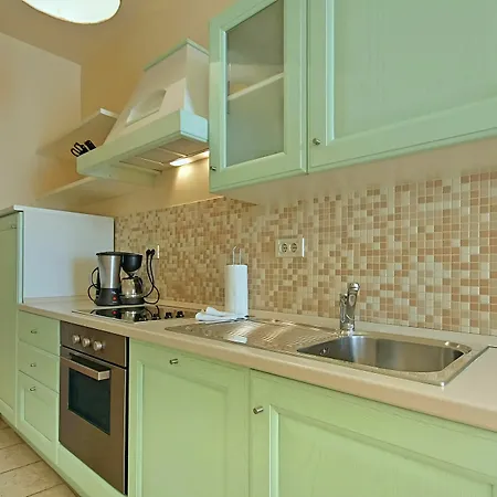 Angelo D'oro Trevisol 罗维尼