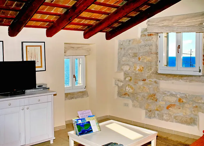 Dimore Apartments Trevisol Διαμέρισμα Ρόβινι